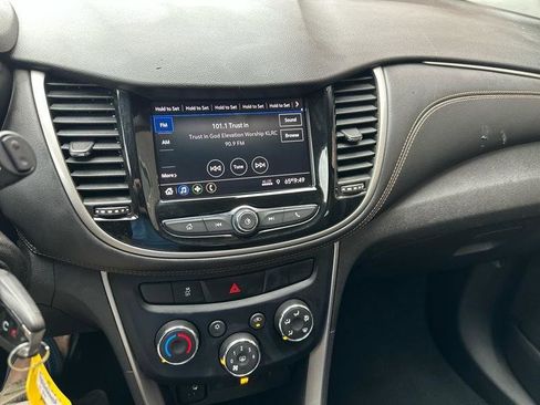 Used 2020 Chevrolet Trax LS w/ Tint and Cruise Package FWD image 13