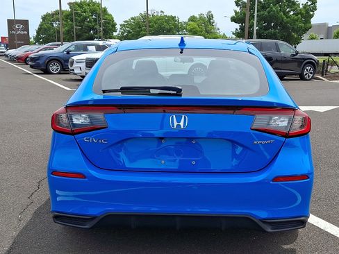 Used 2024 Honda Civic Sport image 5