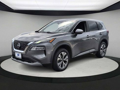Used 2023 Nissan Rogue SV image 4