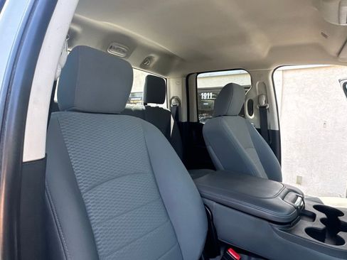 Used 2018 RAM 1500 Express RWD image 23