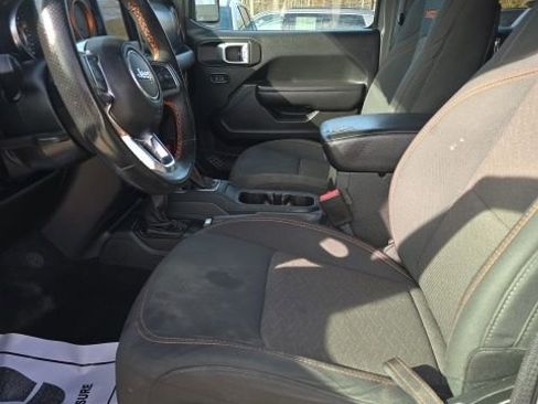 Used 2021 Jeep Gladiator Mojave w/ Trailer Tow Package image 13