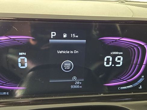 Certified 2025 Kia Seltos S image 18