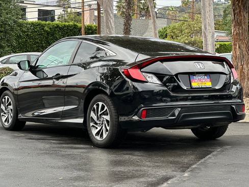 Used 2019 Honda Civic LX image 6