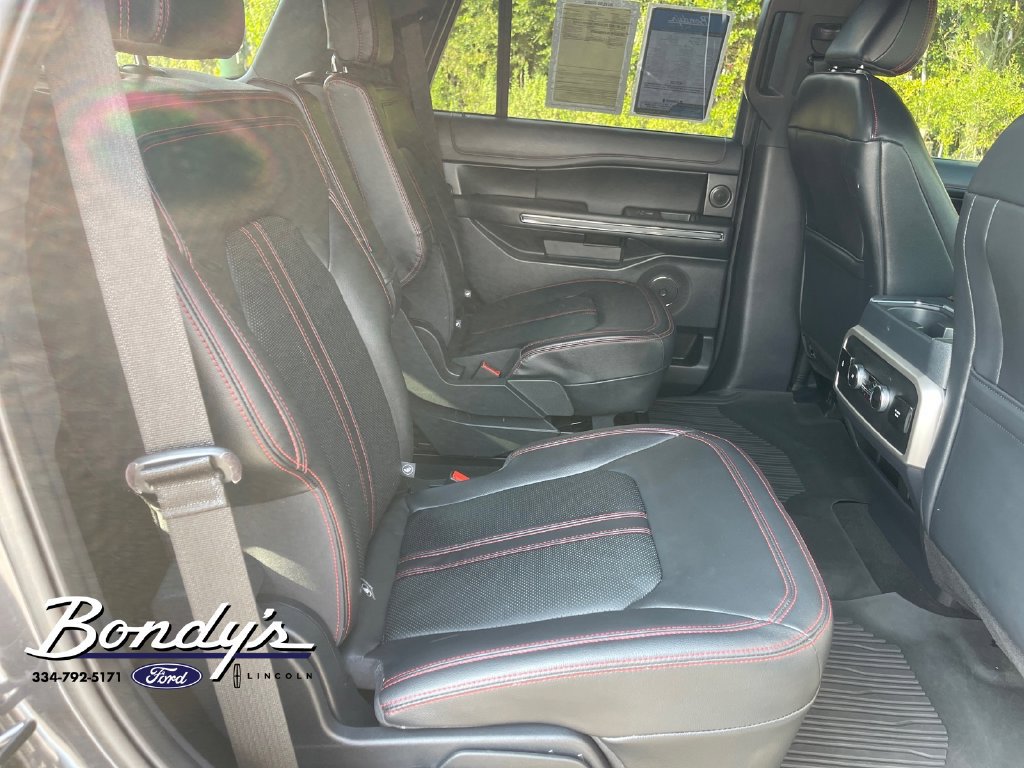 Used 2023 Ford Expedition Limited RWD image 16