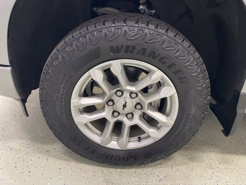 Certified 2024 Chevrolet Silverado 1500 RST image 9