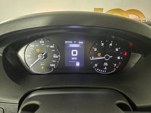 Used 2024 RAM ProMaster 2500 w/ Convenience Group image 18