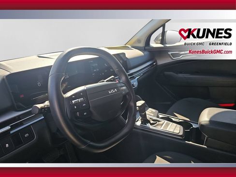 Used 2026 Kia Sportage LX FWD image 17