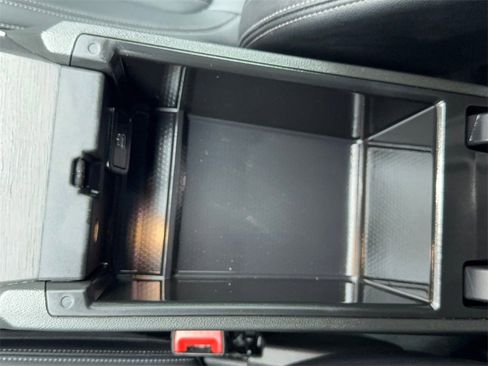 Used 2024 BMW 330i Sedan image 32