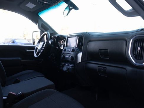 Used 2022 Chevrolet Silverado 3500 LT image 22