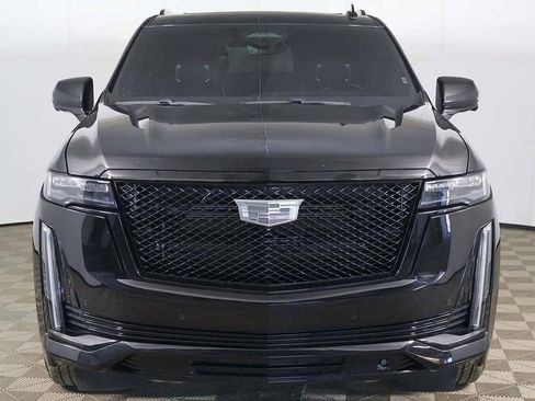 Used 2024 Cadillac Escalade Sport Platinum w/ LPO, ONYX Package AWD/4WD image 18