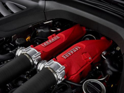 Used 2020 Ferrari GTC4Lusso T RWD image 19