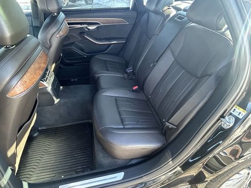 Used 2019 Audi A8 L 3.0T w/ Luxury Package image 11