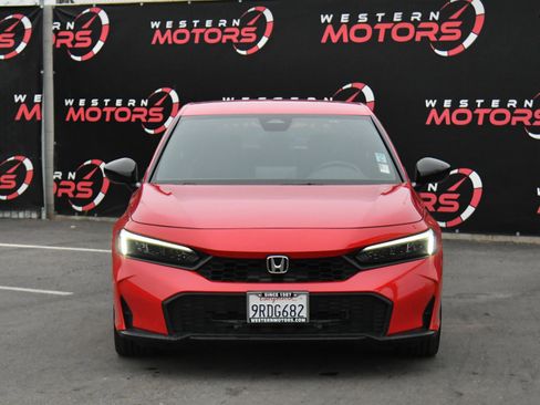 Used 2025 Honda Civic Sport image 2