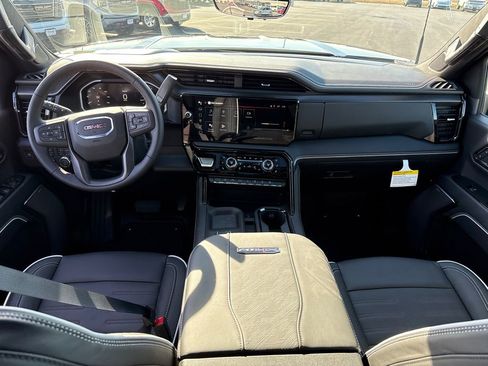 New 2026 GMC Sierra 2500 AT4X image 32