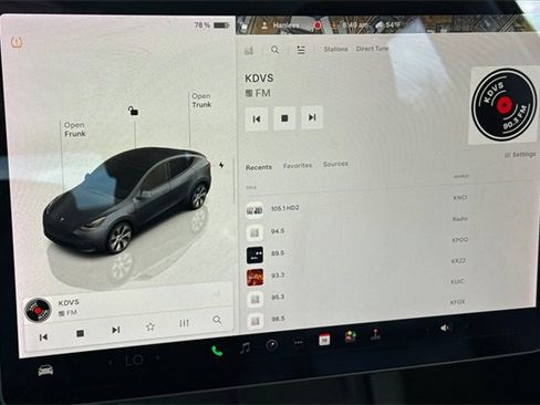 Used 2022 Tesla Model Y Long Range image 25