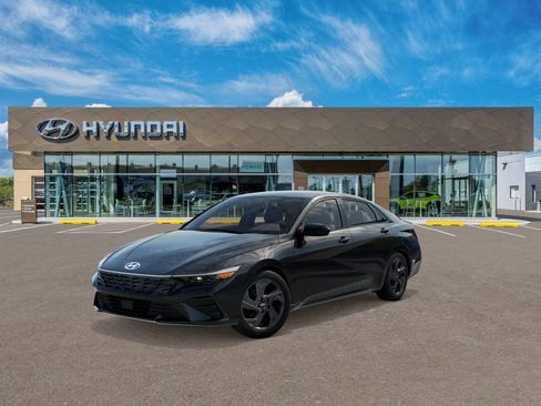 Used 2026 Hyundai Elantra Sport image 1