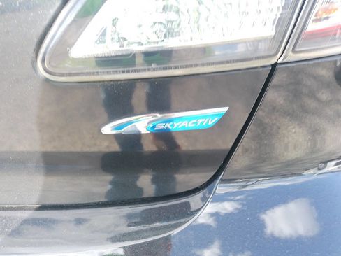 Used 2013 MAZDA MAZDA3 i Sport image 14