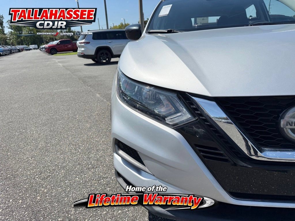 Used 2021 Nissan Rogue Sport S FWD image 11