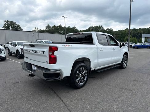Used 2024 Chevrolet Silverado 1500 LT AWD/4WD image 8