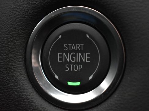 New 2026 GMC Canyon Elevation w/ Convenience Package image 32