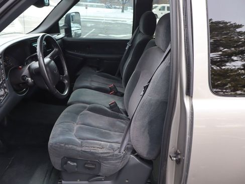 Used 2000 Chevrolet Silverado 1500 LS image 20