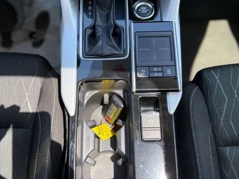 Used 2020 Mitsubishi Eclipse Cross SE AWD/4WD image 17