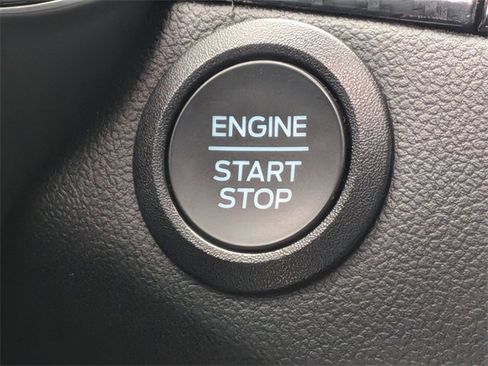 Used 2025 Ford Escape ST-Line image 20