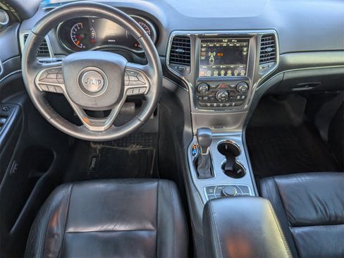 Used 2018 Jeep Grand Cherokee Limited image 6