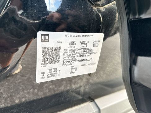 Certified 2024 Chevrolet Suburban LT image 33