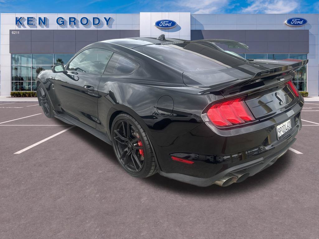 Used 2020 Ford Mustang Shelby GT500 w/ Technology Package RWD image 6