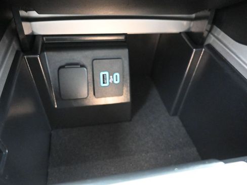 Used 2023 Ford Explorer ST image 29