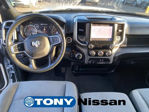 Used 2024 RAM 2500 Big Horn AWD/4WD image 30