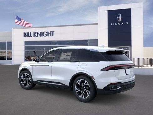 New 2026 Lincoln Nautilus Premier image 4