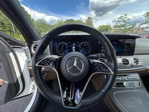 Used 2022 Mercedes-Benz E 450 4MATIC Sedan image 18