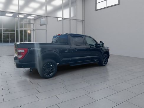 Used 2022 Ford F150 Lariat image 9