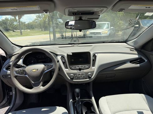 Used 2024 Chevrolet Malibu LS w/ Driver Confidence Package FWD image 10