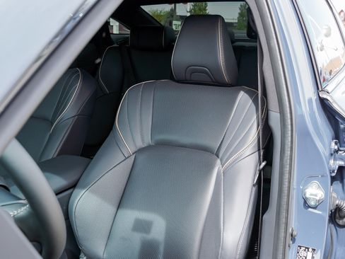 Certified 2026 Toyota Crown AWD/4WD image 16