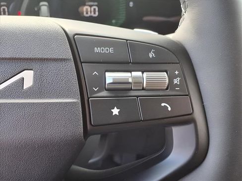 New 2026 Kia Sportage LX FWD image 14