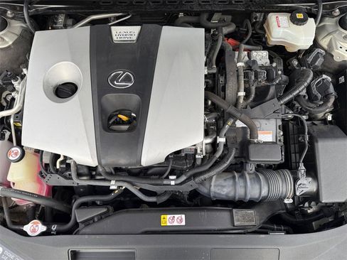 Used 2019 Lexus ES 300h w/ Luxury Package image 37