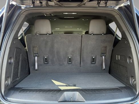 Used 2024 Chevrolet Tahoe LT RWD image 24