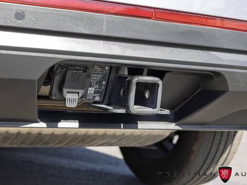 Used 2024 Volkswagen Atlas SE AWD/4WD image 40