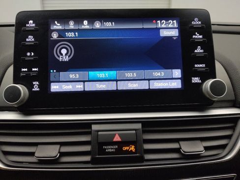 Used 2020 Honda Accord Sport image 25