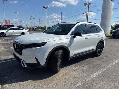 Used 2024 Honda CR-V Sport Touring image 3