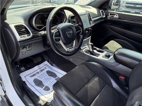 Used 2020 Jeep Grand Cherokee Trailhawk w/ Interior Metal Package image 17