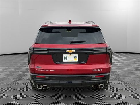 New 2025 Chevrolet Traverse High Country w/ LPO, Floor Liner Package image 4