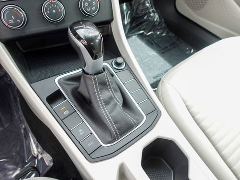 Used 2024 Volkswagen Jetta S FWD image 19