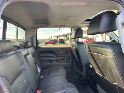 Used 2016 GMC Sierra 2500 Denali w/ Duramax Plus Package image 27