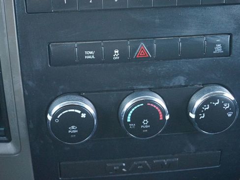 Used 2012 RAM 2500 ST w/ Popular Equipment Group image 27