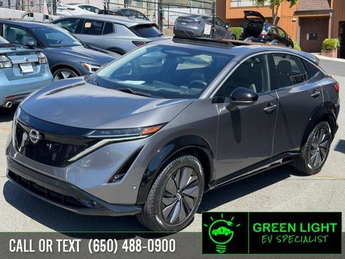 Used 2023 Nissan Ariya FWD image 1