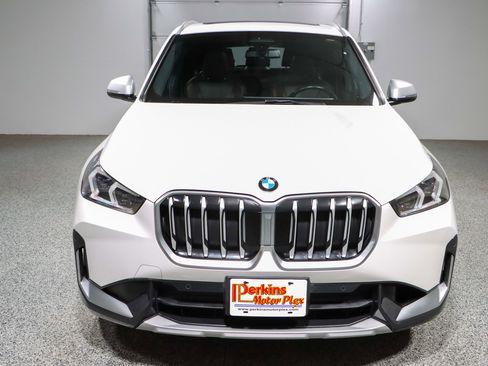 Used 2023 BMW X1 xDrive28i w/ Convenience Package AWD/4WD image 4